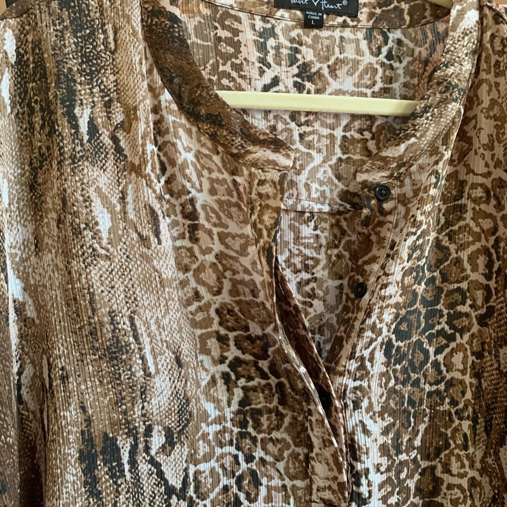 Cheetah Blouse - Picture 2 of 4